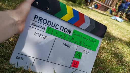 Für die Sortierung im Schnitt hilft auch die Filmklappe, die am Set genutzt wurde